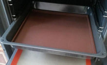 Load image into Gallery viewer, Multifunction Silicone Baking Mats & Liners / Non-Stick Oven liners